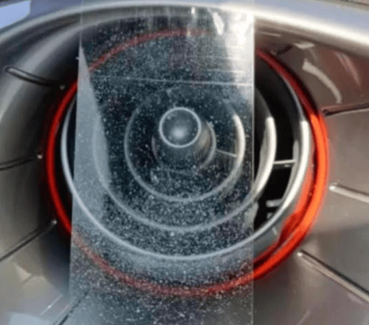 空调开到26℃就发臭，可能得怪你太勤劳了。