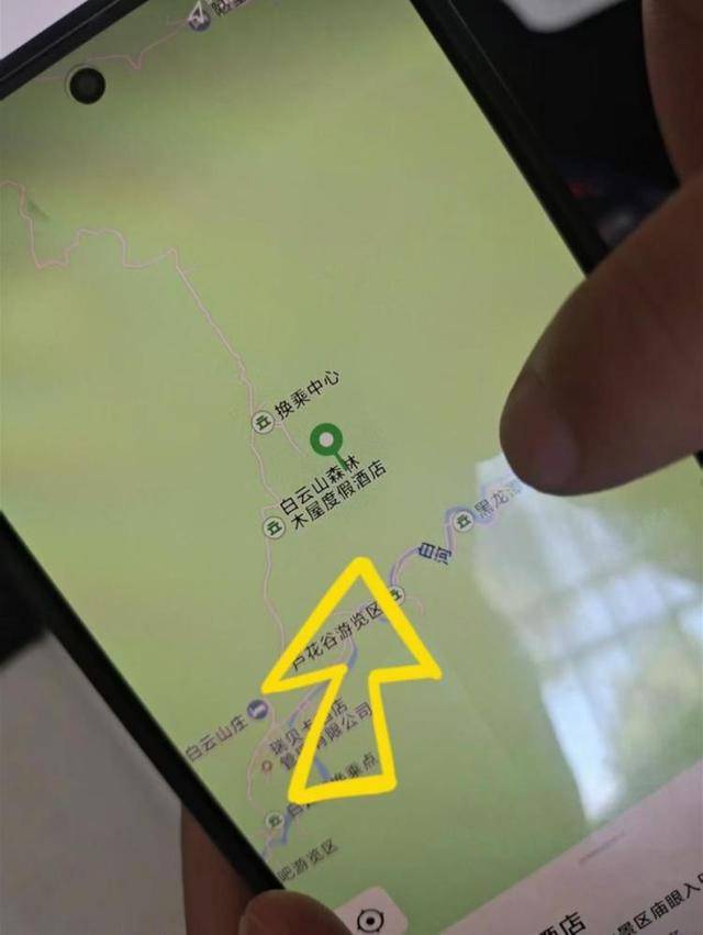 洛阳一景区有游客被洪水冲走失联3天，家属急寻称孩子哭着找爸爸，应急局：正搜救核实