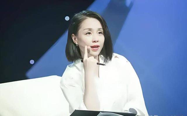 从主持人到“精神病”，李维嘉消失2年后，48岁现状曝光令人唏嘘
