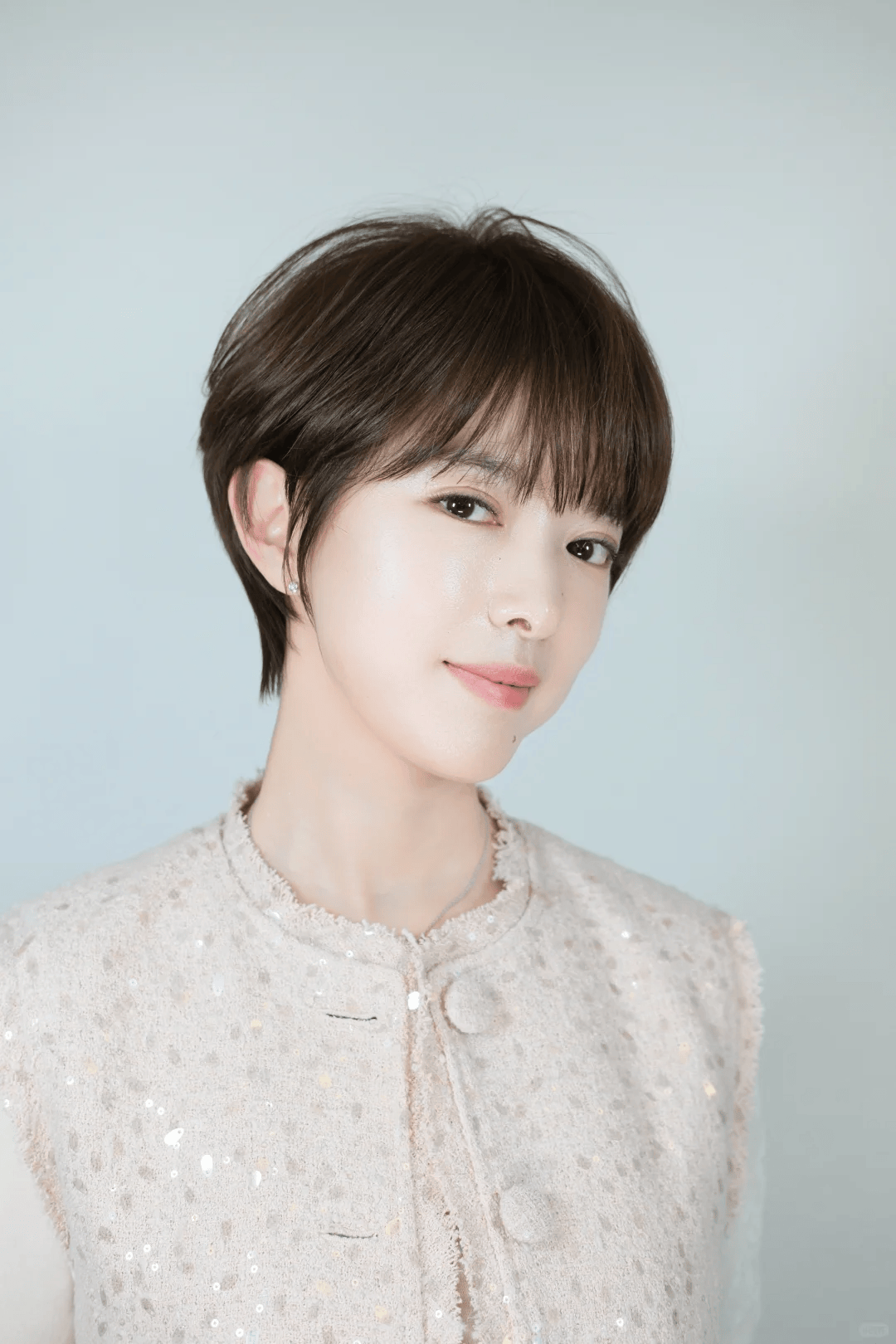 2025夏季层次感中短发 剪完真的巨减龄 很有少年感!