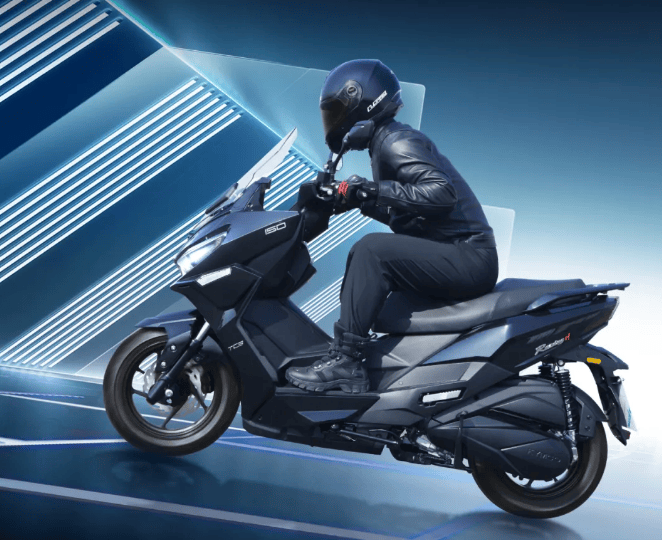 “对齐”功能，15880元，2025款光阳Racing H150 智享版上市