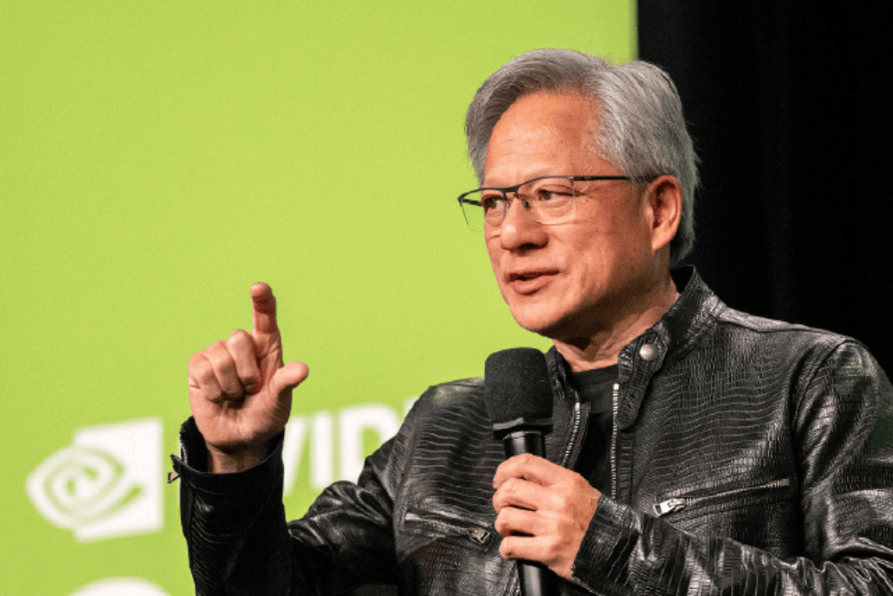 中国芯这次真要爆！黄仁勋亲口承认：华为取代英伟达只是时间问题