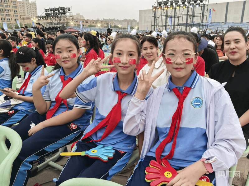 第十五届和田玉石文化旅游节开幕