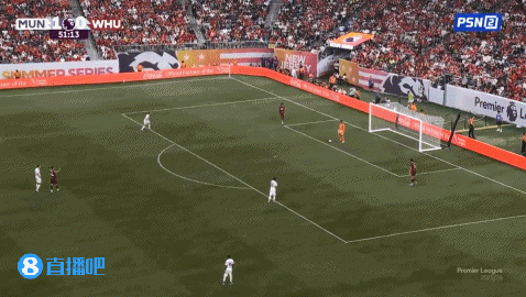 门将再送一礼！阿雷奥拉出球失误，B费潇洒原地摆腿撩射破门