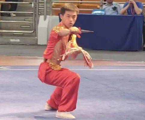 “软枪” 能屈能伸快如闪电