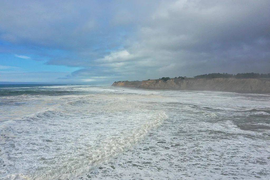 8.8级地震！第一波海啸已抵达！我国沿海多地将受影响→