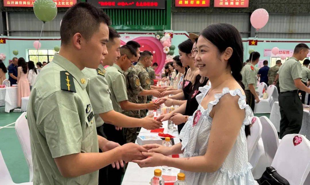 郴州市举行八一主题军地青年联谊活动