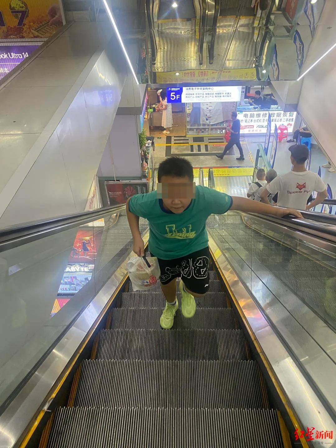 深圳华强北兴起小孩哥代送外卖潮，帮外卖员跑腿每单收费1、2元