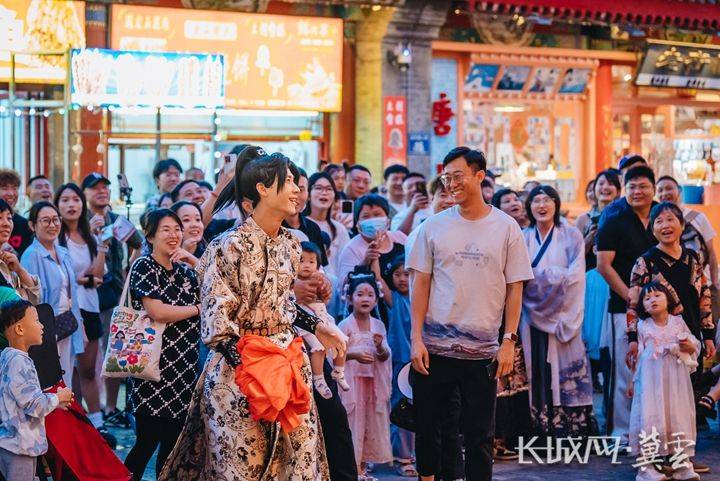 河头老街“大唐百戏节”游客破百万！