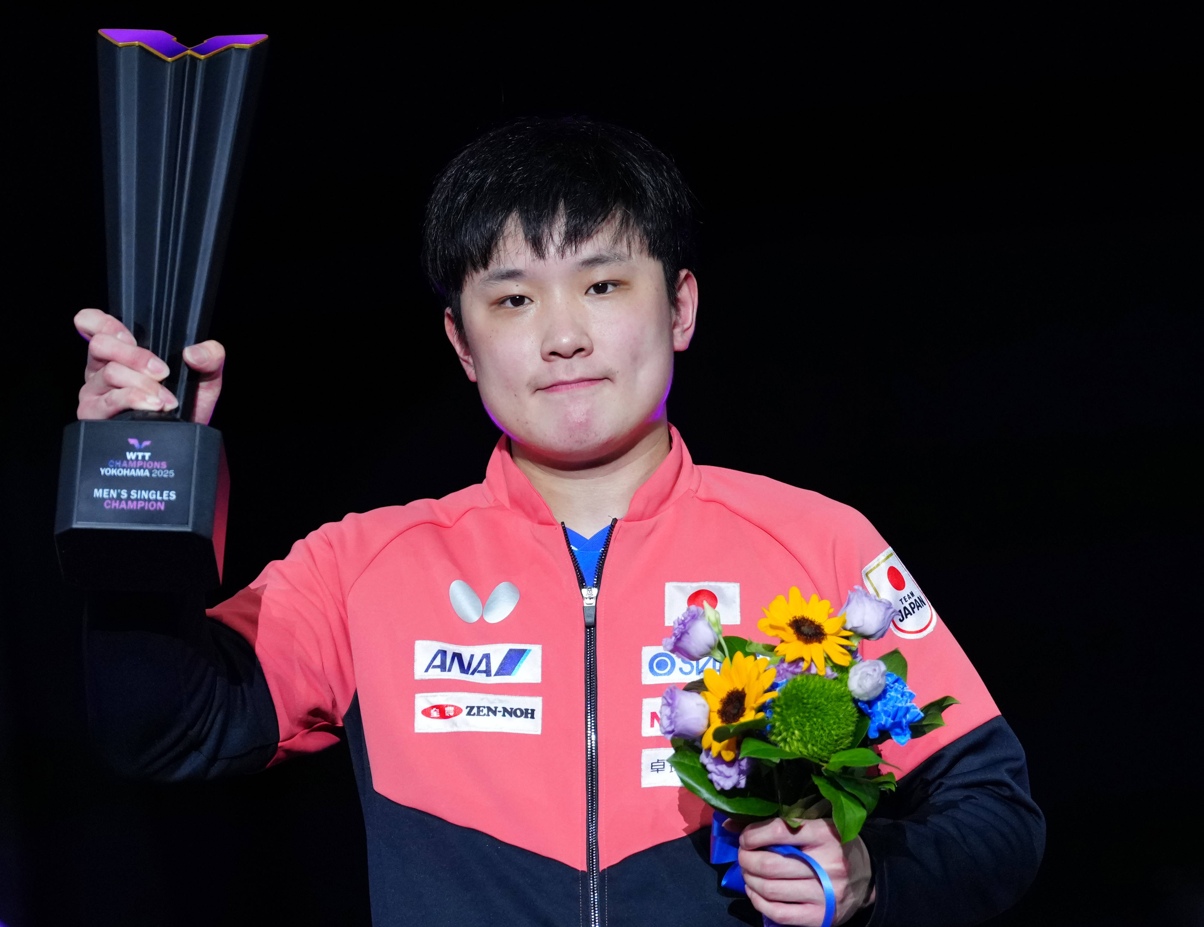 王楚钦不敌张本智和 获男单亚军