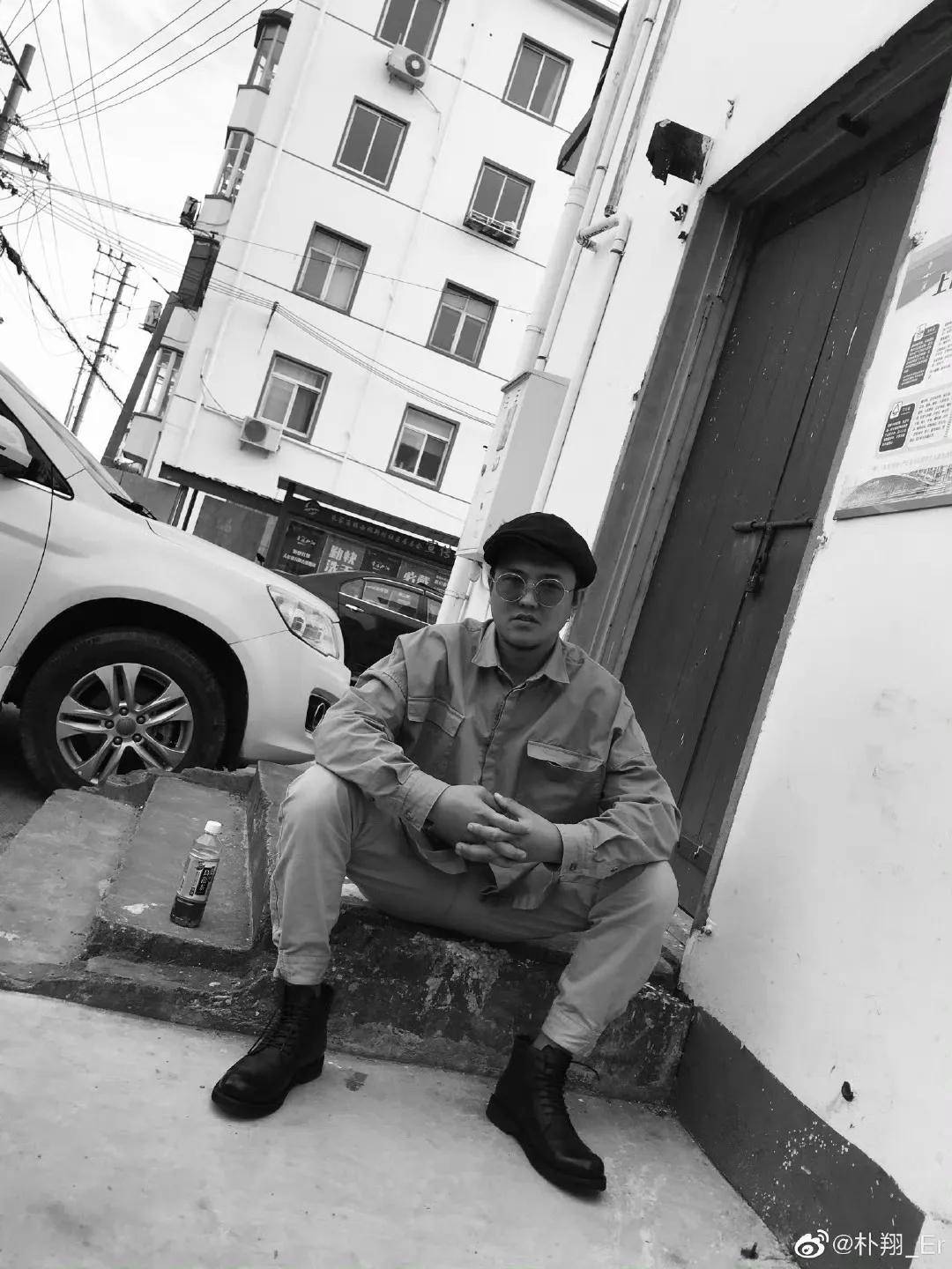 男歌手突发心梗去世，年仅35岁！