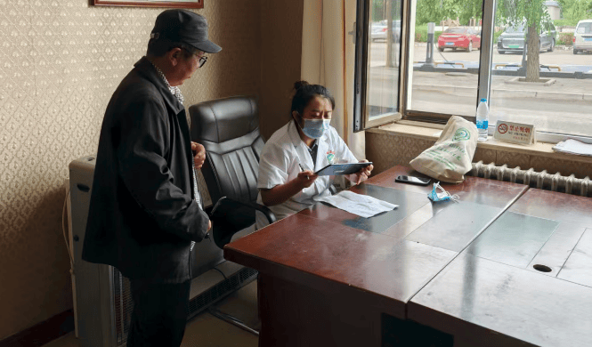 302醫院老年人看病代掛號老人體檢全程引導，安穩完成檢查的簡單介紹