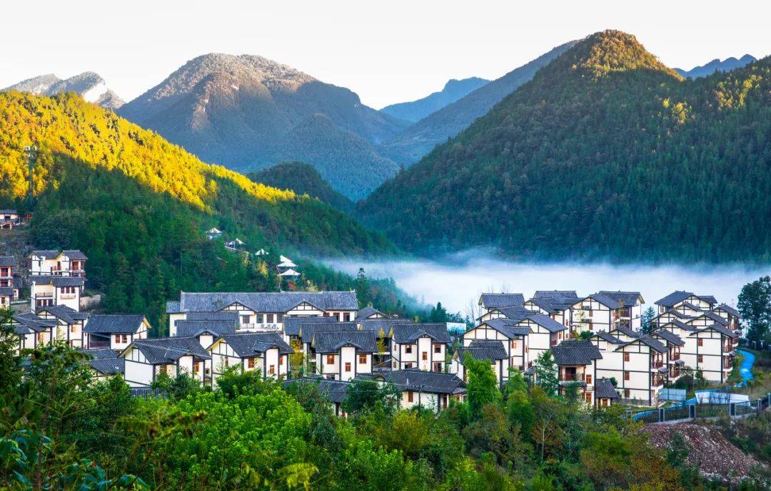 《中国旅游报》关注达州巴山大峡谷!