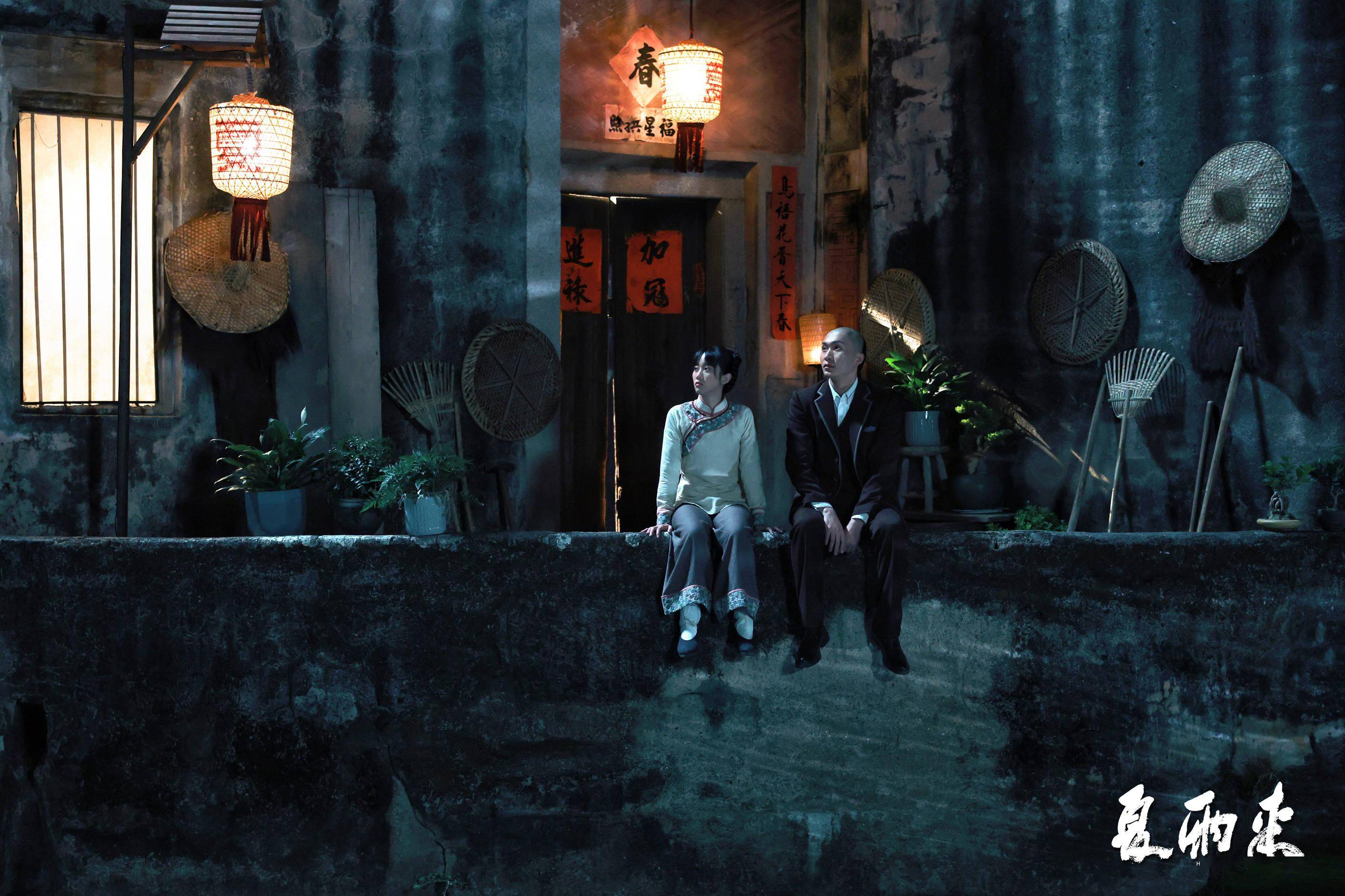 电影《夏雨来》主题曲MV燃情发布,30年情怀引爆共鸣明日全国公映 电影《夏雨来》主题曲MV燃情发布,30年情怀引爆共鸣明日全国公映