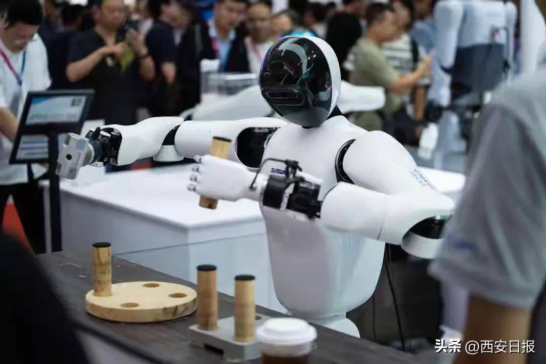 人形机器人离我们的生活还有多远？