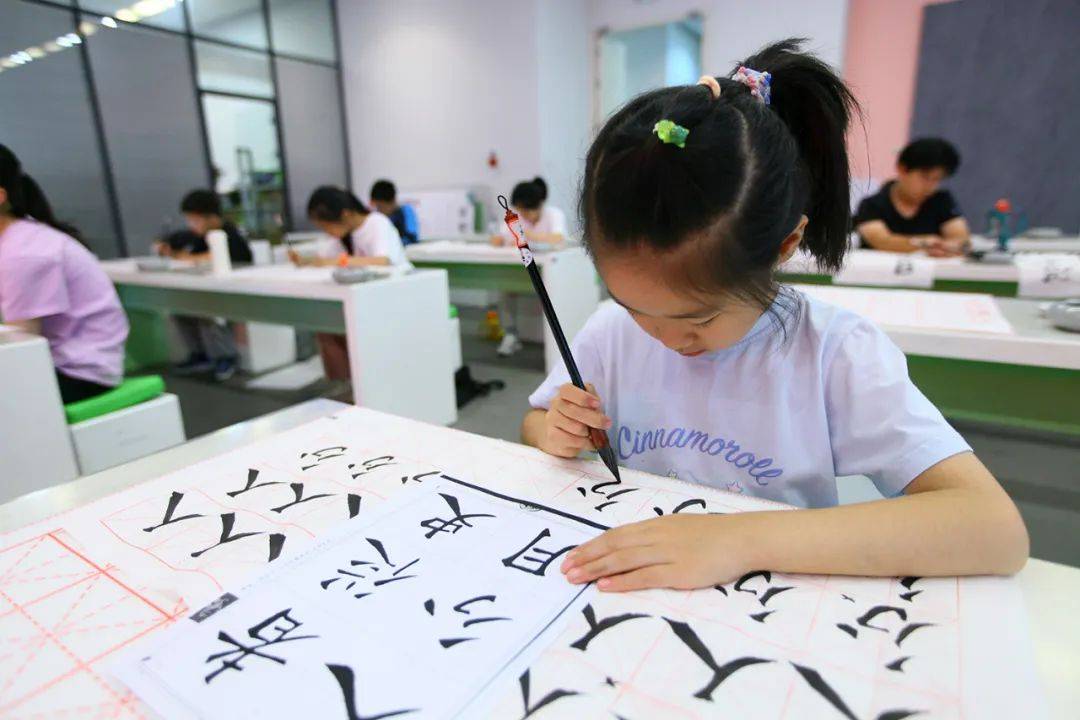 少儿书法艺术之美的探索之旅