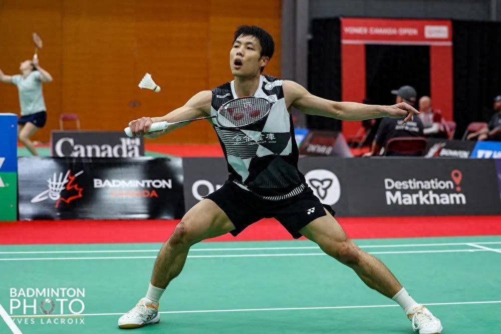 日本赛 | 周天成骆建佑晋级16强 徐金组合完胜对手