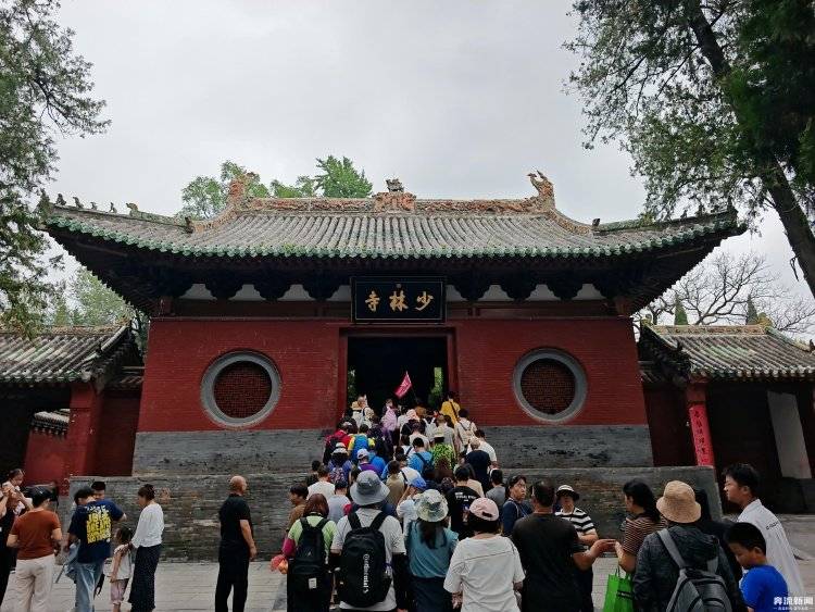 少林寺换方丈满一月：9990元的高价香不再推荐，数十名僧人离开