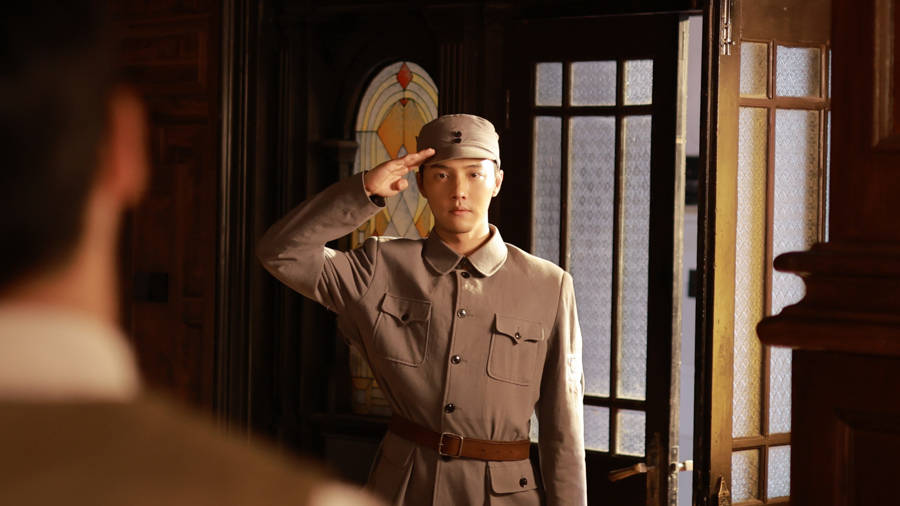 她的手机竟被1937年的他捡到了！微短剧《请回答1937》8月30日上线