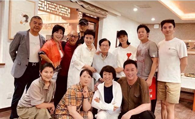 董文华不再沉默，揭露了曾经被“封杀”的原因，原来我们错怪了她