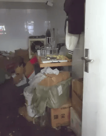 “恶心到了，真的别点”，上海外卖小哥拍视频曝光！每天卖出上百份，这些店都有一个共同特点