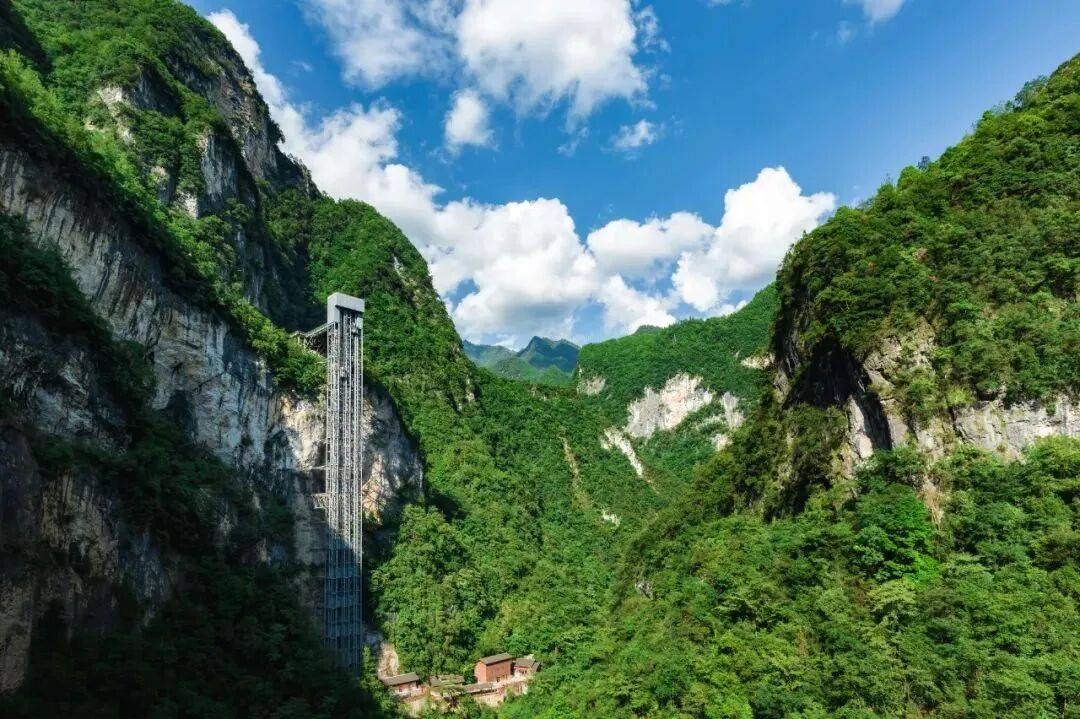 达州巴山大峡谷景区对全国教师免门票!