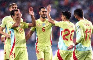 西班牙6-0踢疯了！狂胜世界排名第27！29岁阿森纳中场轰帽子戏法