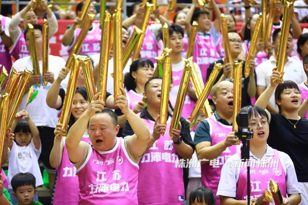 厂BA全国赛A组排名赛战罢，两支球队晋级半决赛