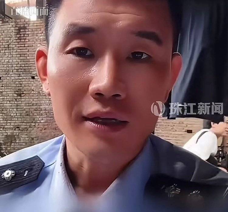 ＂嘎子哥＂谢孟伟拍戏期间着警服直播带货,警方回应(图1)