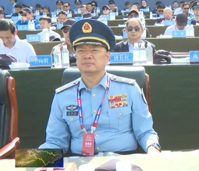少将王志龙，已任空军装备部部长