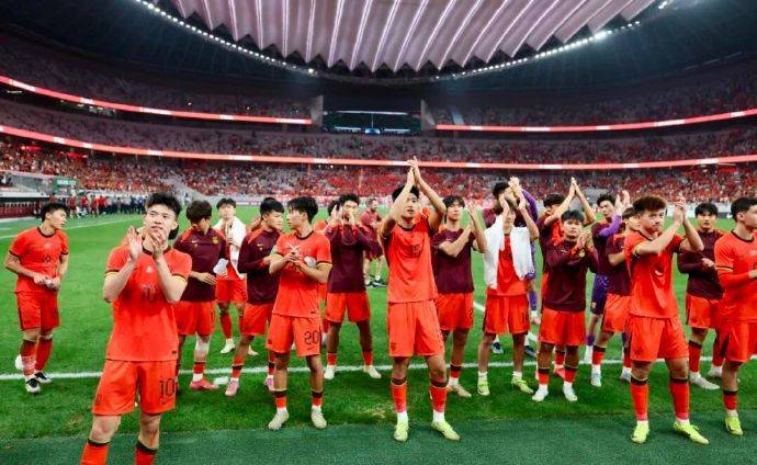 U23国足备战亚洲杯：中国男足未来之星集结昆明