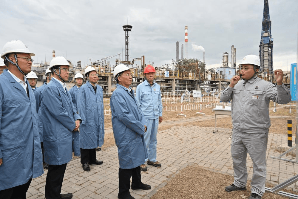 生态环境部党组书记孙金龙赴天津市、上海市调研生态环境保护工作