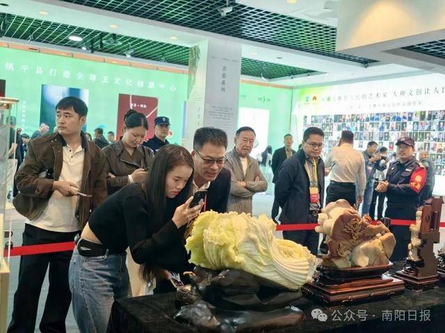 玉饰相接APP创意联通邦外里……南阳第二十届玉雕文明节狂圈粉