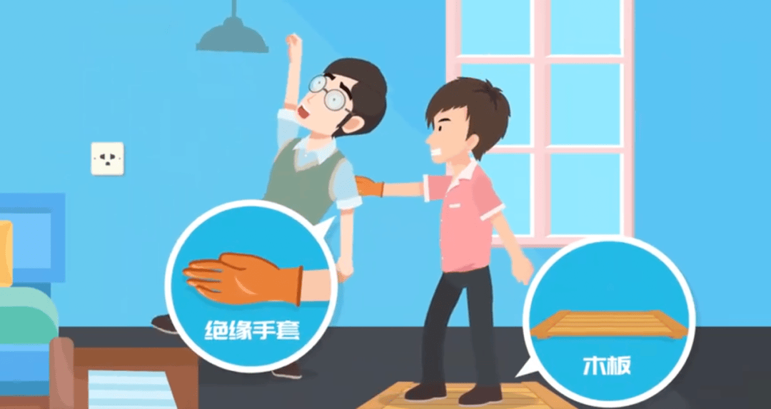 妻子抄起油桶砸向丈夫，却获一致好评！
