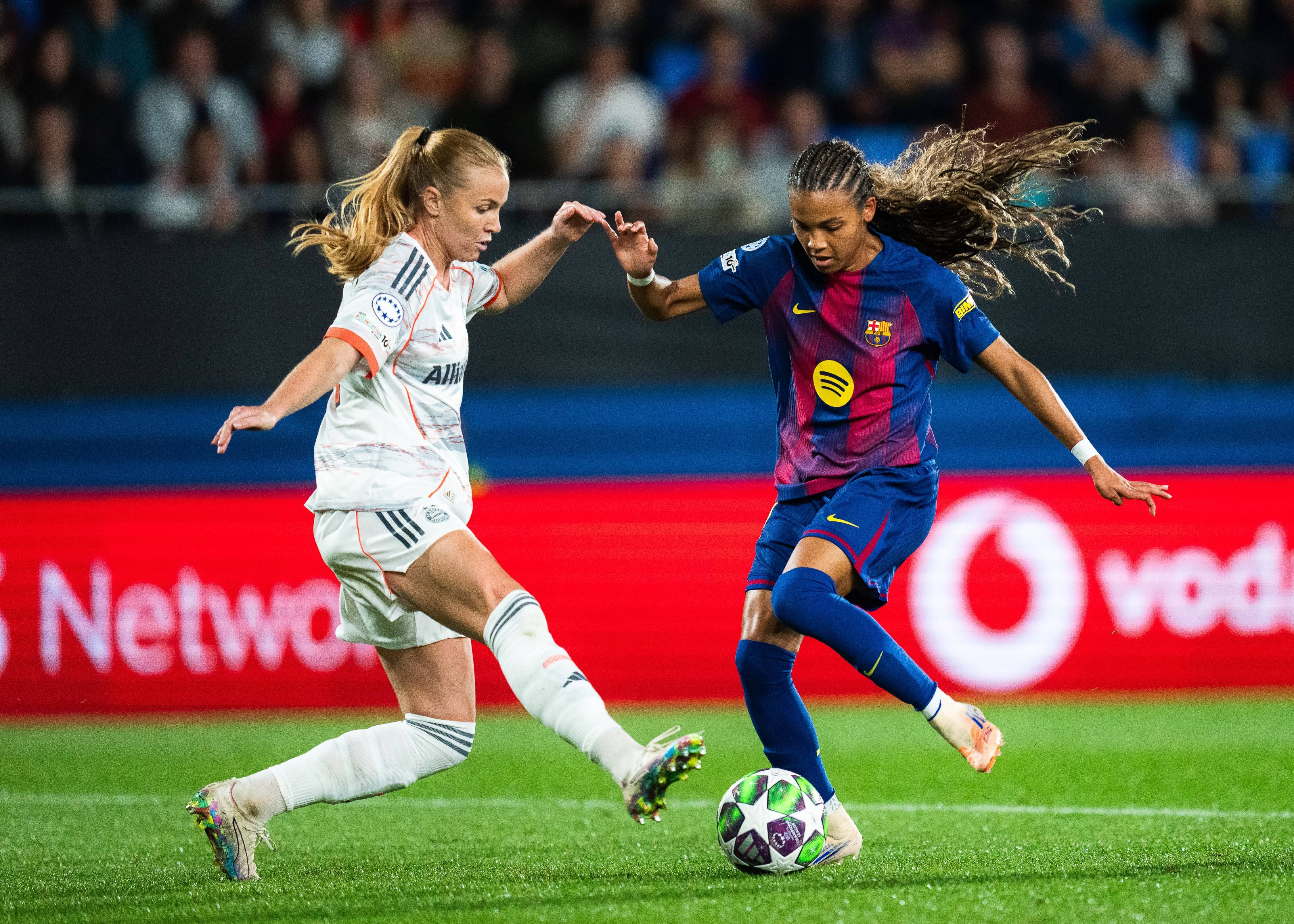 体育）足球——欧冠女足：巴塞罗那胜拜仁慕尼黑_搜狐网