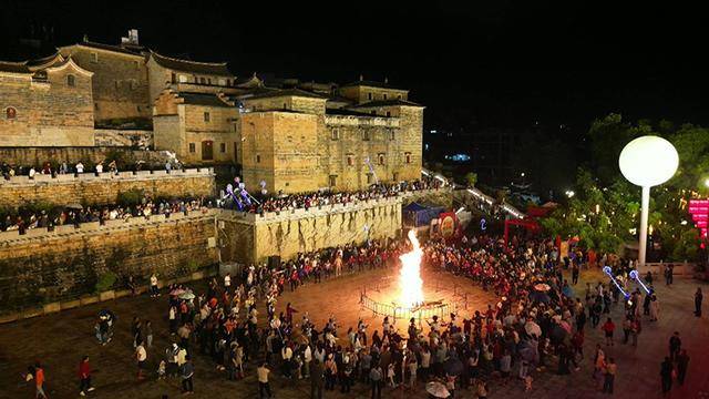 云南红河：“文旅＋体验”点燃消费新引擎