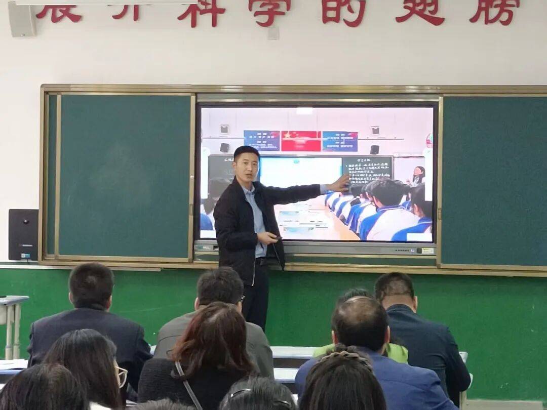 庄浪三中开展赴海达行知学校"271教育"模式跟岗学习校内二次培训内化