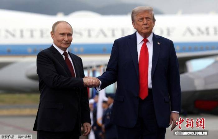 特朗普：感谢普京-华闻时空