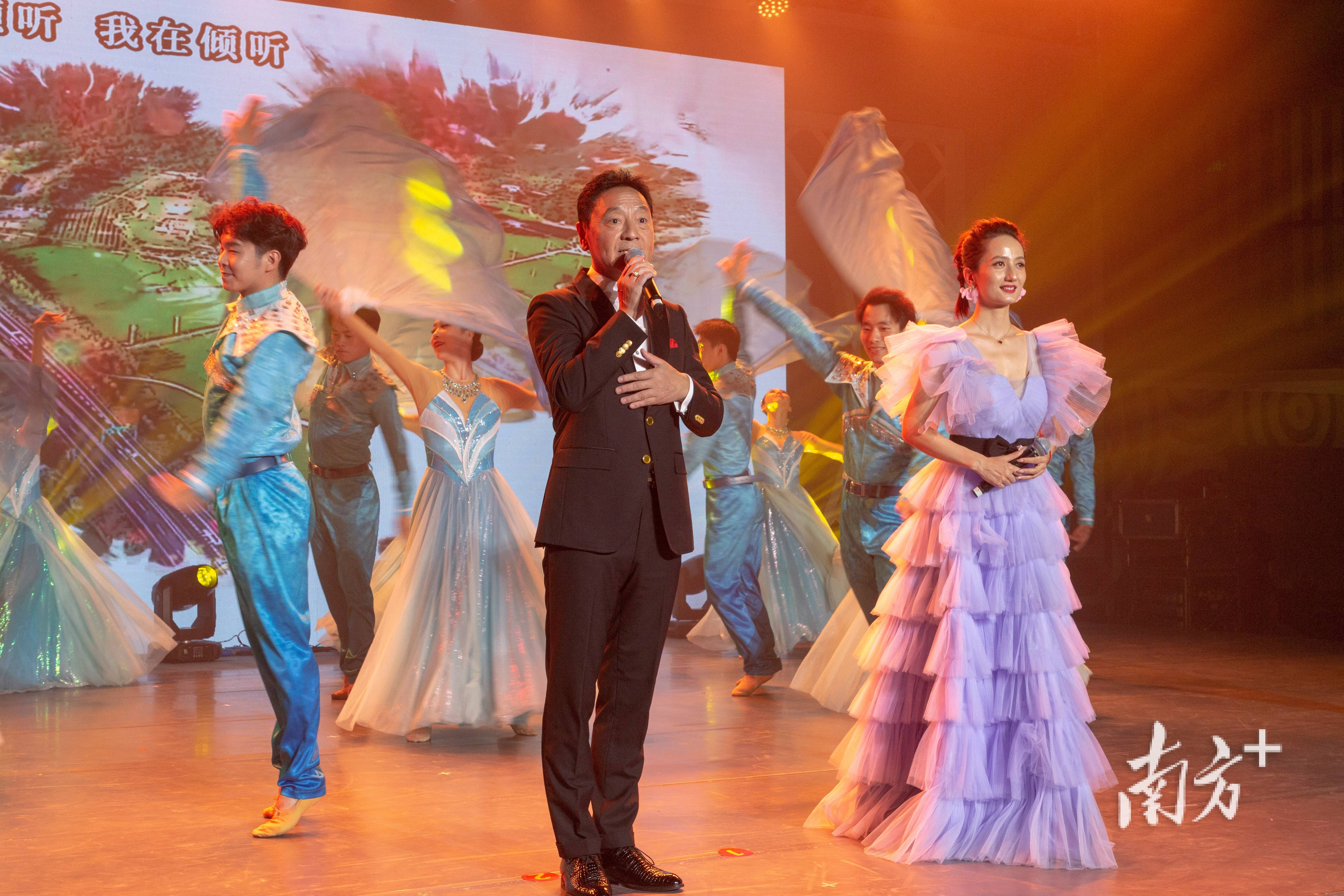 让职工的心更近了！广东工人艺术团送文艺走进普宁