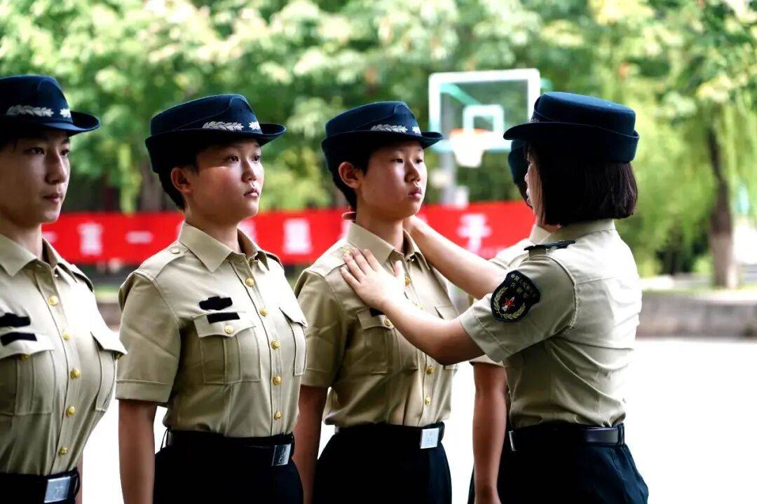 这个秋天，是属于军校新学员的成长与蜕变！