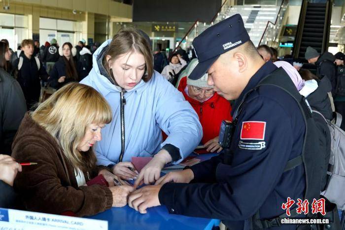 图片[2]-中国对俄免签“满月” 入境黑龙江俄罗斯旅客同比增28.4% -华闻时空