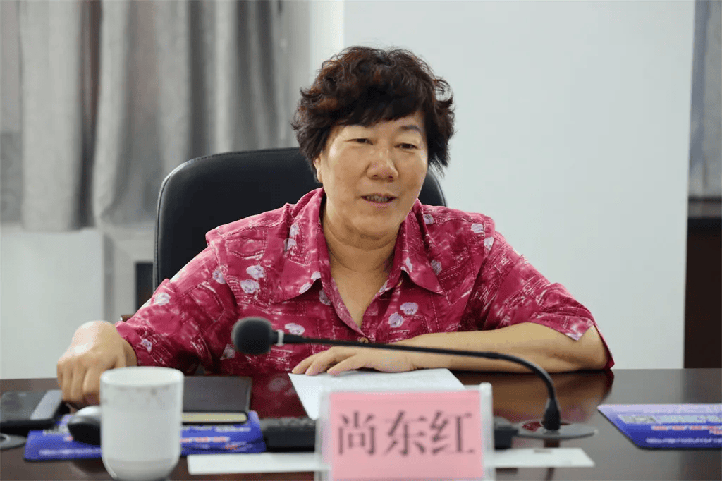 尚东红，严重违反党的政治纪律、中央八项规定精神、组织纪律、廉洁纪律、工作纪律、生活纪律