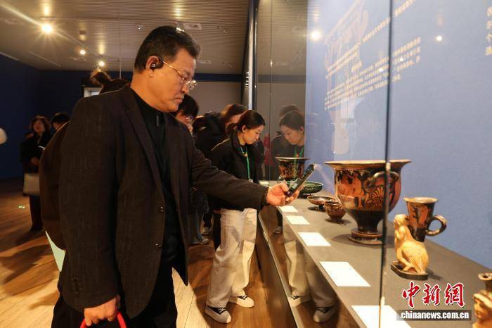 百余件古希腊文物在青州市博物馆展出 上演文明跨时空“对话”