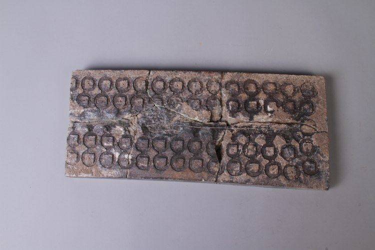 “摸金校尉”的双面人生:白天保护性考古,夜里用炸药盗墓