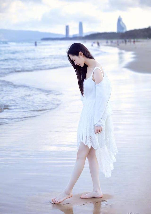 宋轶|海边泳装