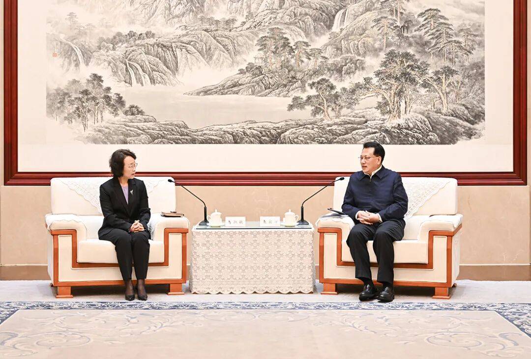 要闻 | 袁家军会见中宣部副部长、国家广播电视总局局长曹淑敏