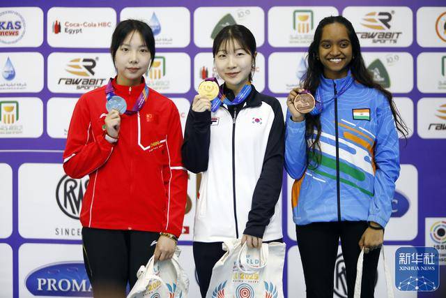 射击世锦赛：王子菲获女子10米气步枪亚军