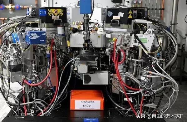 荷兰万万没想到,被自己人反杀:客户买欧洲晶源,来中国谈封测