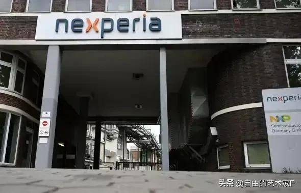 荷兰万万没想到,被自己人反杀:客户买欧洲晶源,来中国谈封测