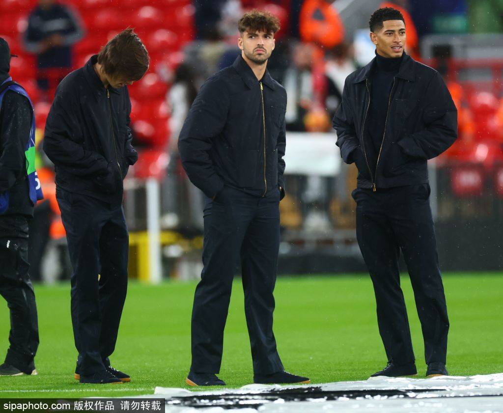 利物浦锁定拜仁双星：格纳布里与于帕梅卡诺成目标